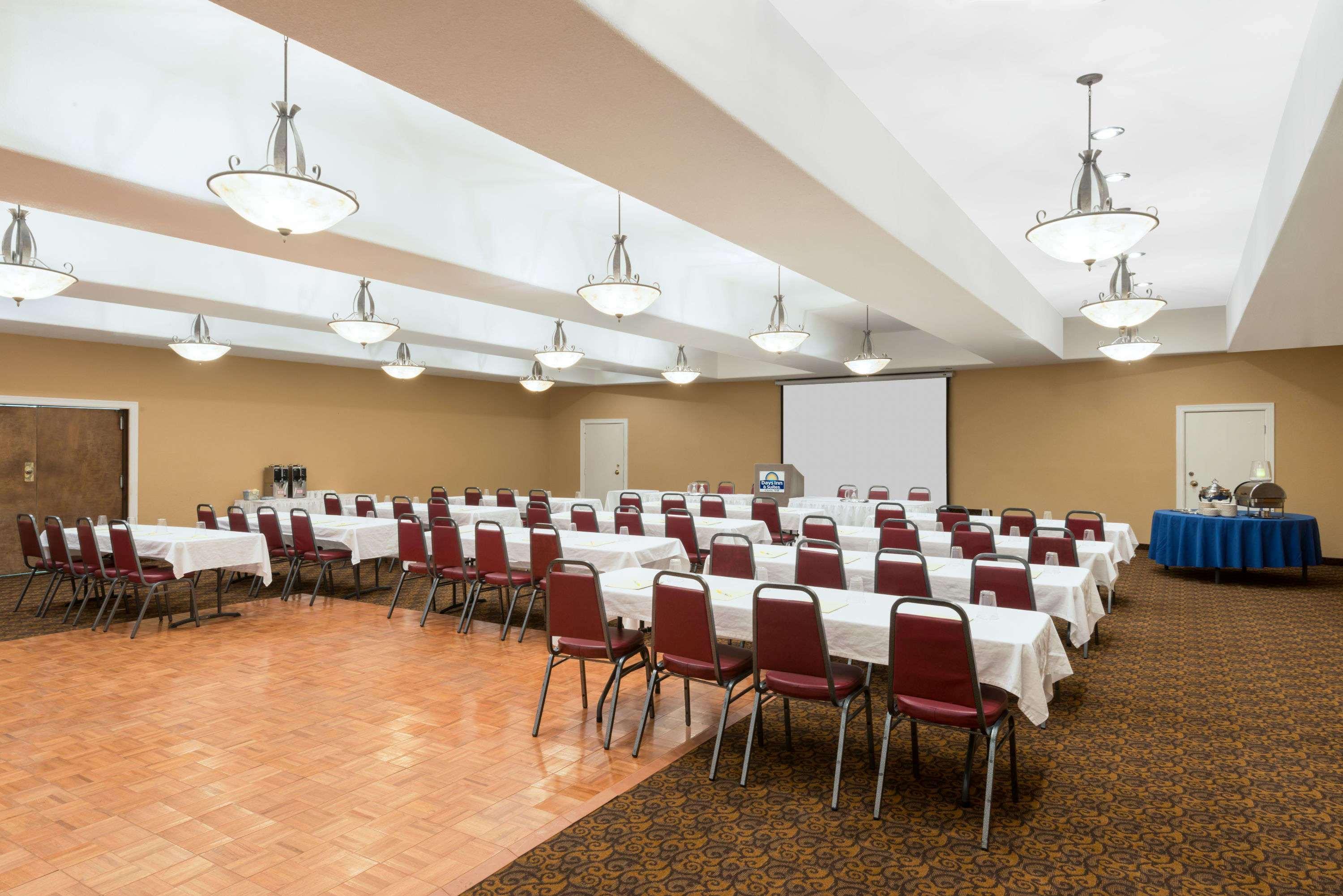 Days Inn & Suites By Wyndham Clovis Luaran gambar